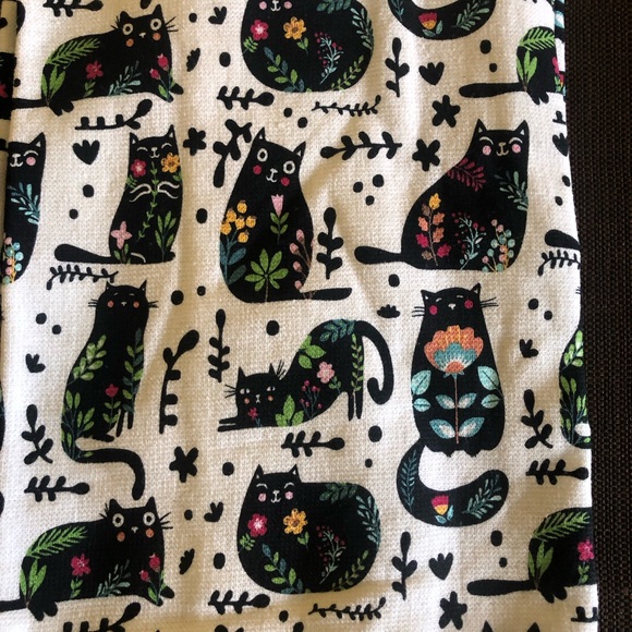 ⭐️New Colorful Cat Print Kitchen Towels Set of Two 100% Cotton - Picture 4 of 12